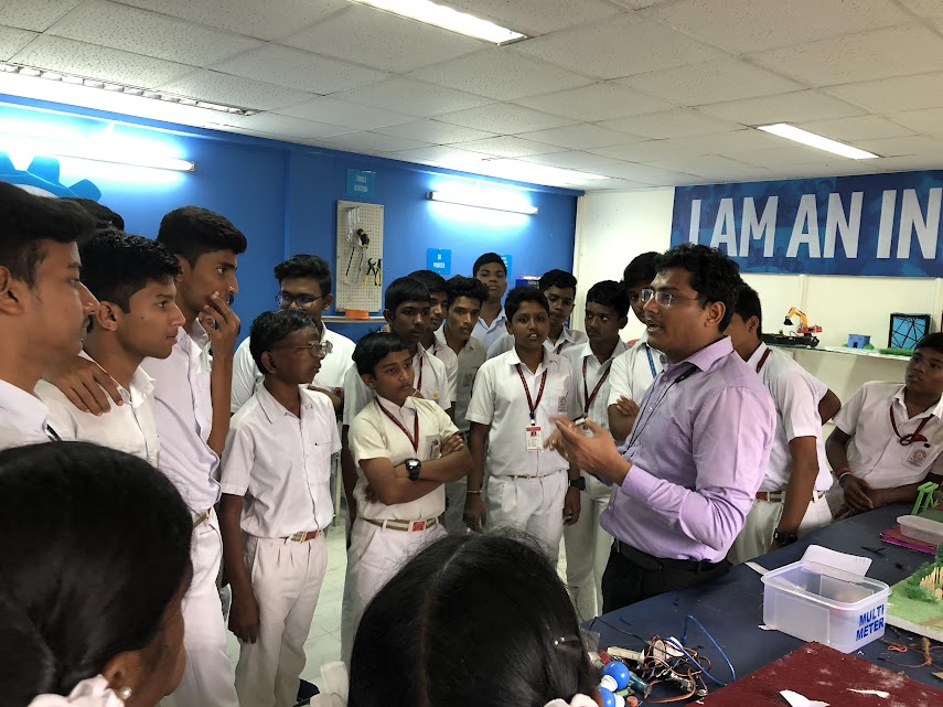 Dhruv Saidava Mentoring at Port Blair ATL